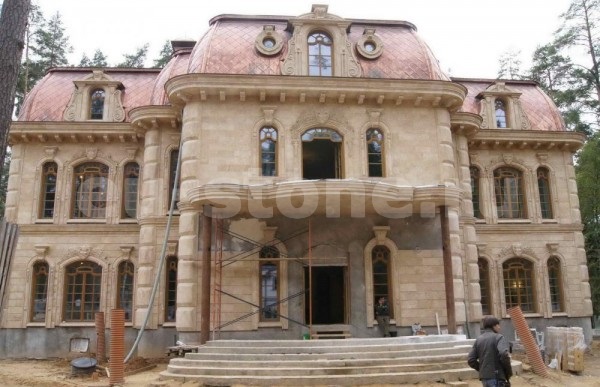 Фасады из травертина