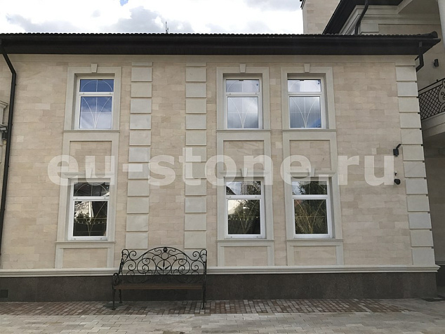 Дом из песчаника